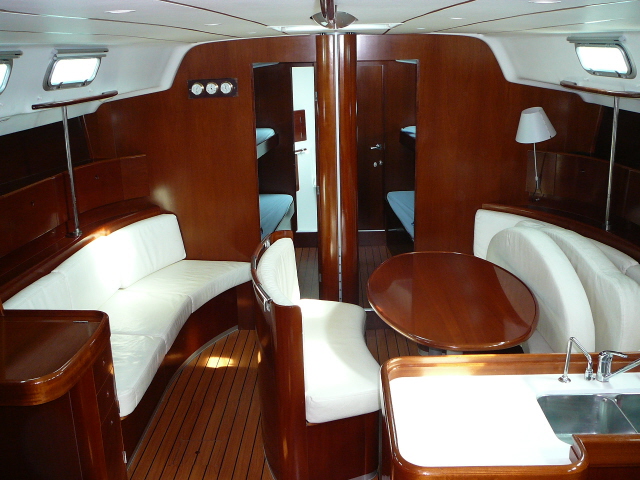 Charteryacht Regatta yacht Beneteau First 47.7 1